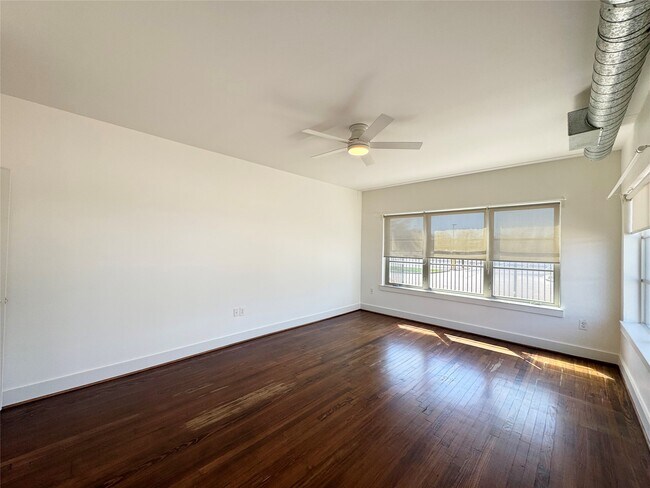 Building Photo - 1509 Holman St