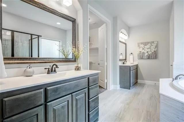 Building Photo - 1017 Merion Dr