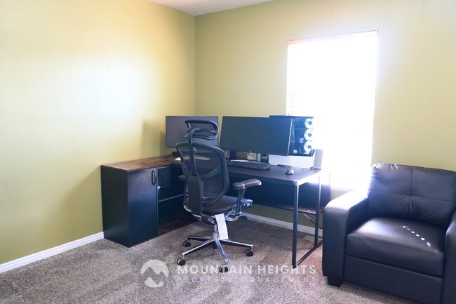 Building Photo - 10983 Sunup Way