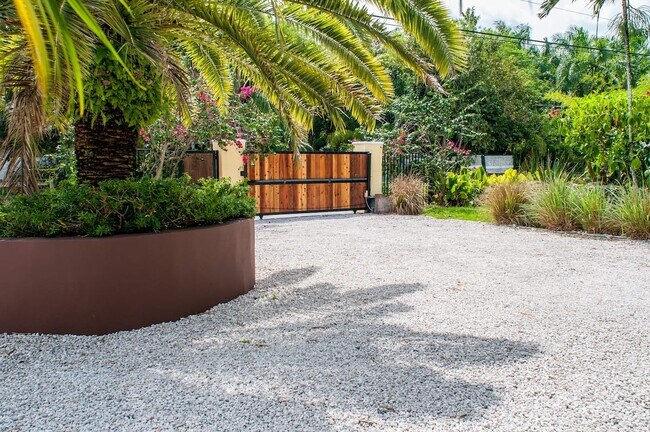 Building Photo - 6411 SW 185th Way