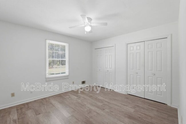 Building Photo - 5182 Bluegrass Trail