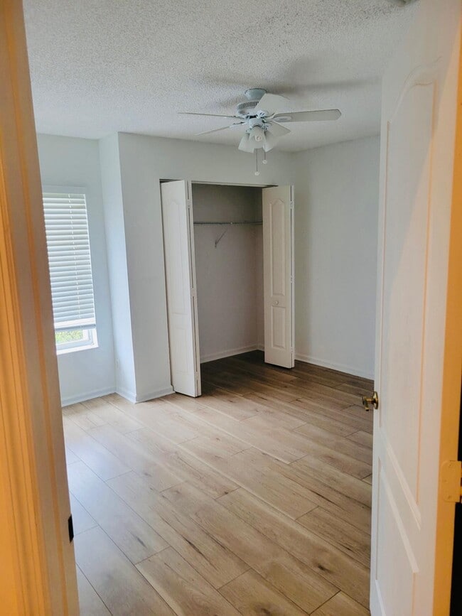 Building Photo - 9761 Boca Gardens Cir N