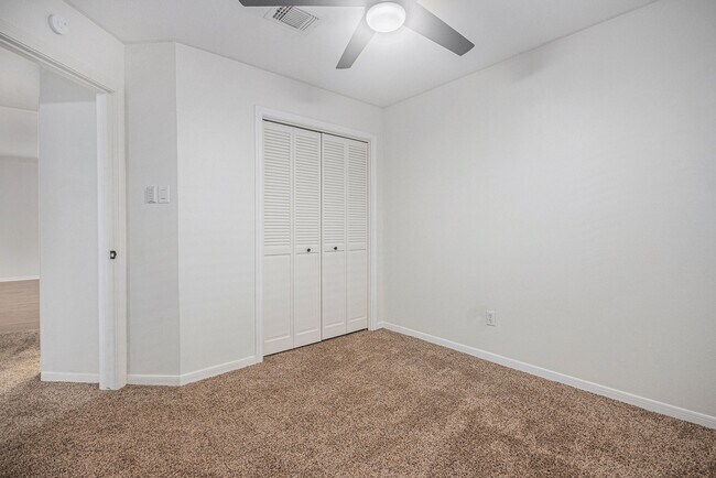 Building Photo - 14335 Fair Knoll Way
