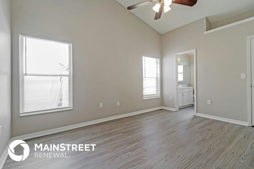 Building Photo - 2665 Oak Run Blvd