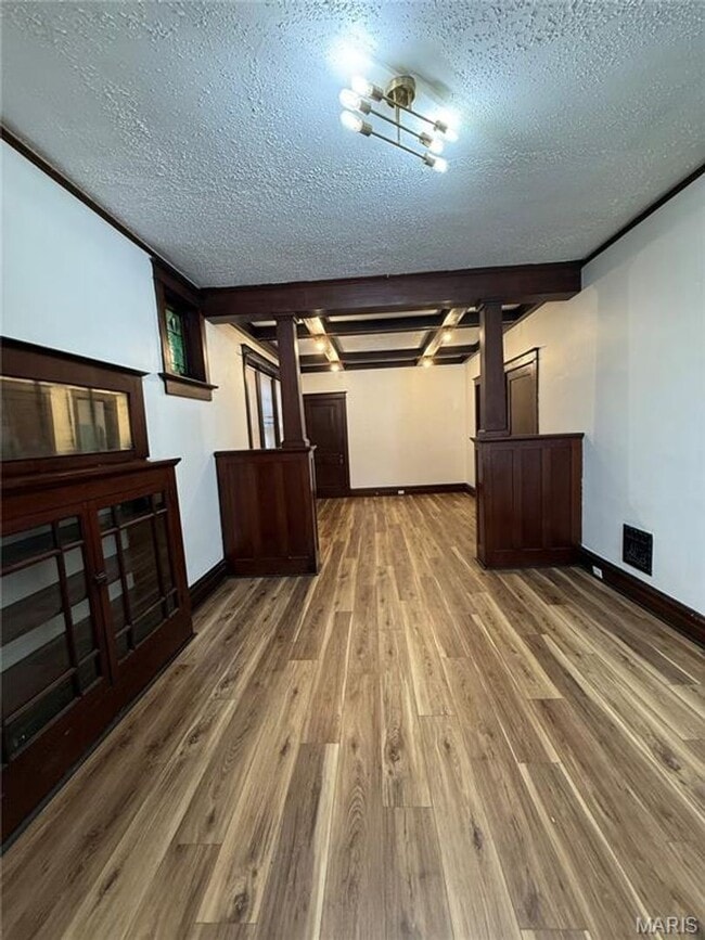 Building Photo - 5428 Nottingham Ave