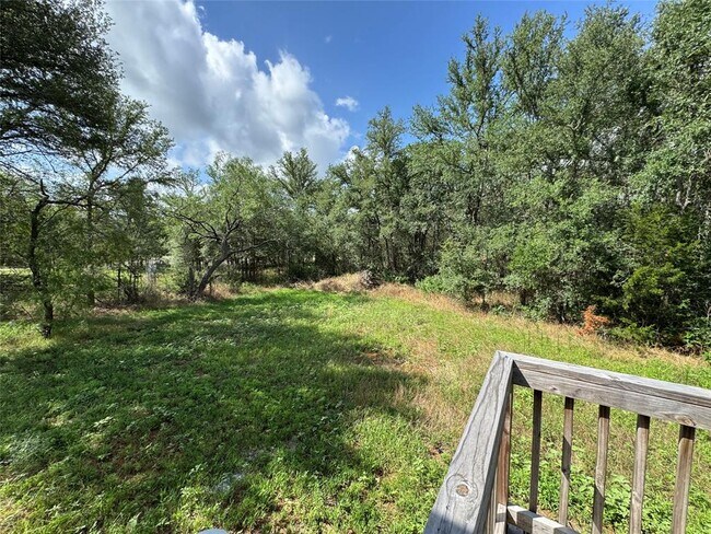 Building Photo - 685 Eileens Way