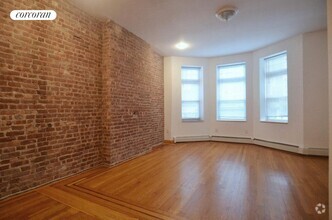 Building Photo - 11-51-51 44th Dr