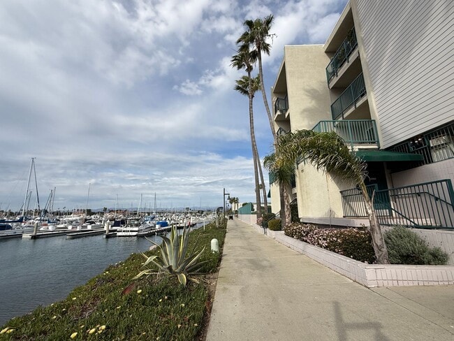 Building Photo - Resort Living year-round! Channel Island Marina Views