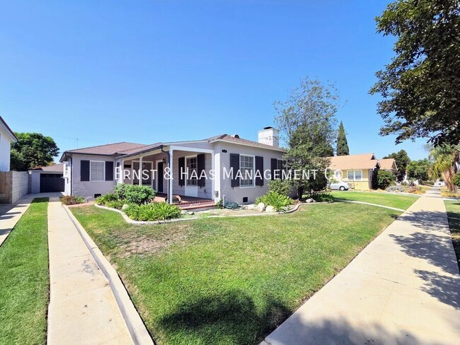 Primary Photo - 3627 Orange Ave