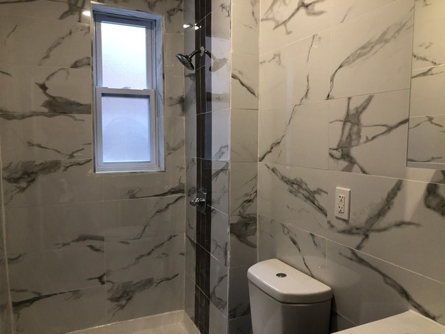 Building Photo - 47 Duncan Ave