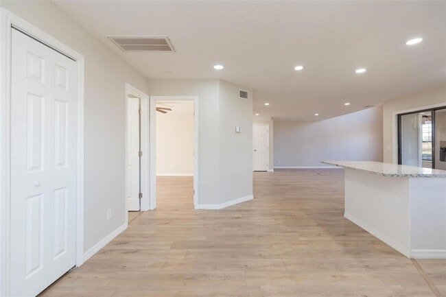 Building Photo - 6545 Brentwood Dr.