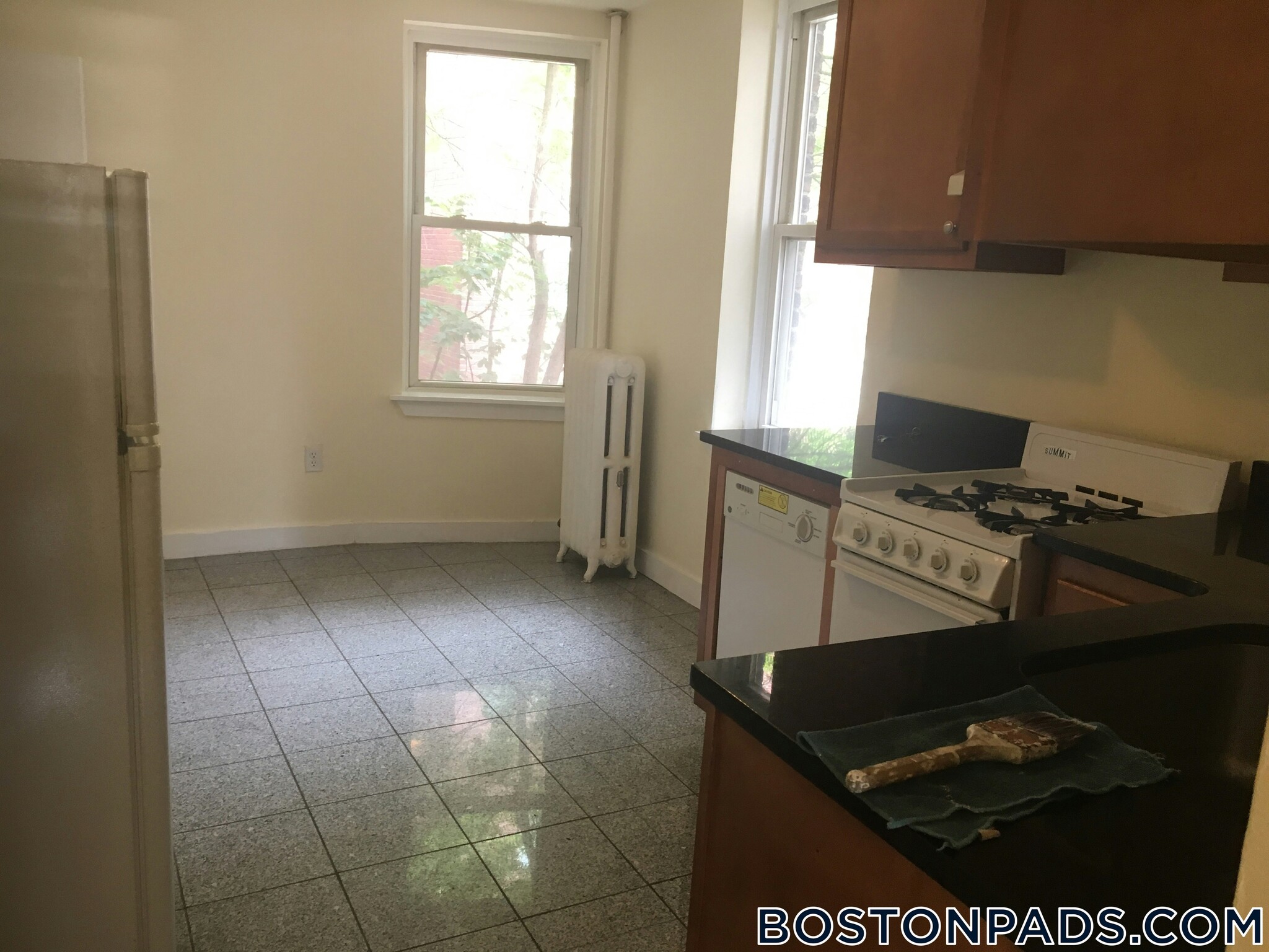 Building Photo - 70 Joy St