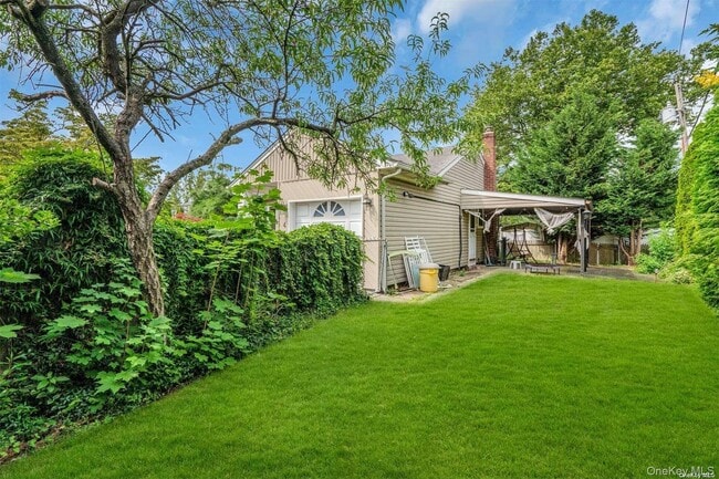 Building Photo - 4 Cheshire Rd