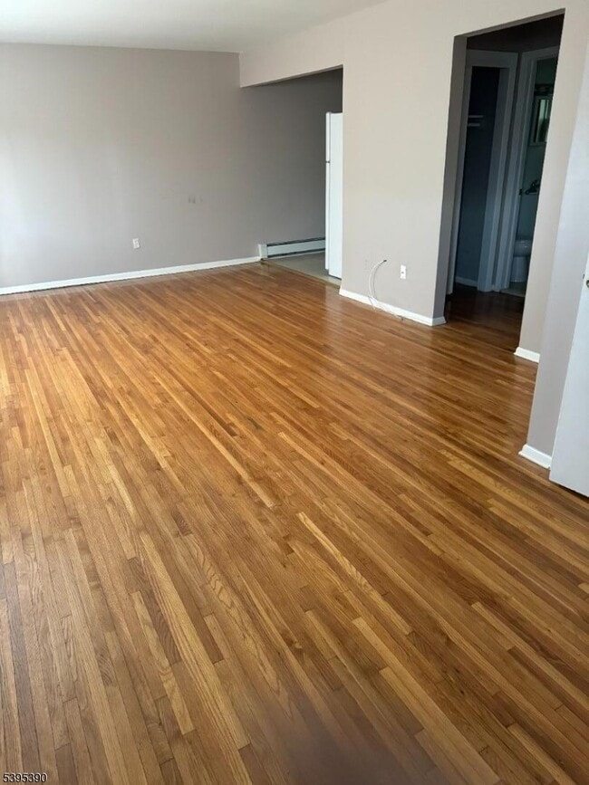 Building Photo - 330 Franklin Ave