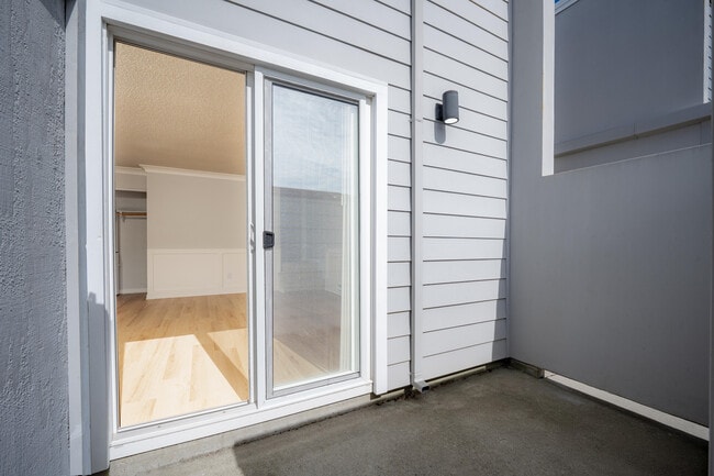 Breakwater 2 Bed - Breakwater Apartments