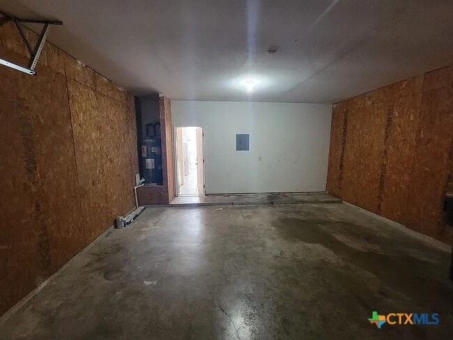 Building Photo - 814 Sagewood Trail