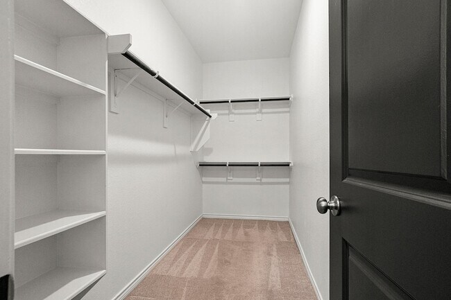 Building Photo - 14368 Cedar Shadow Dr