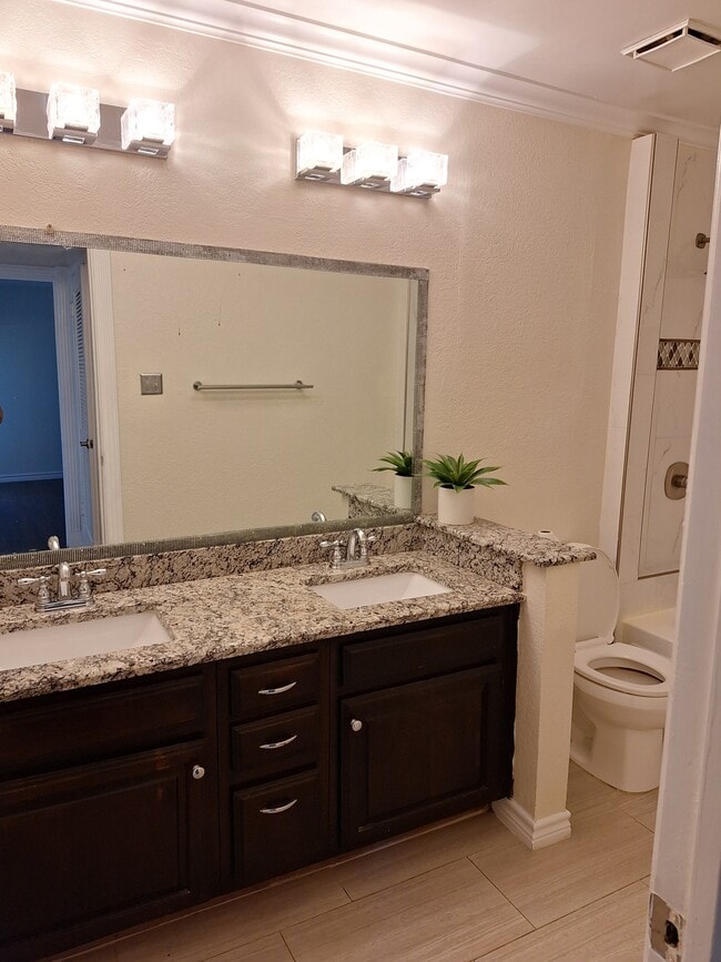 Building Photo - 1101 Calico Ln