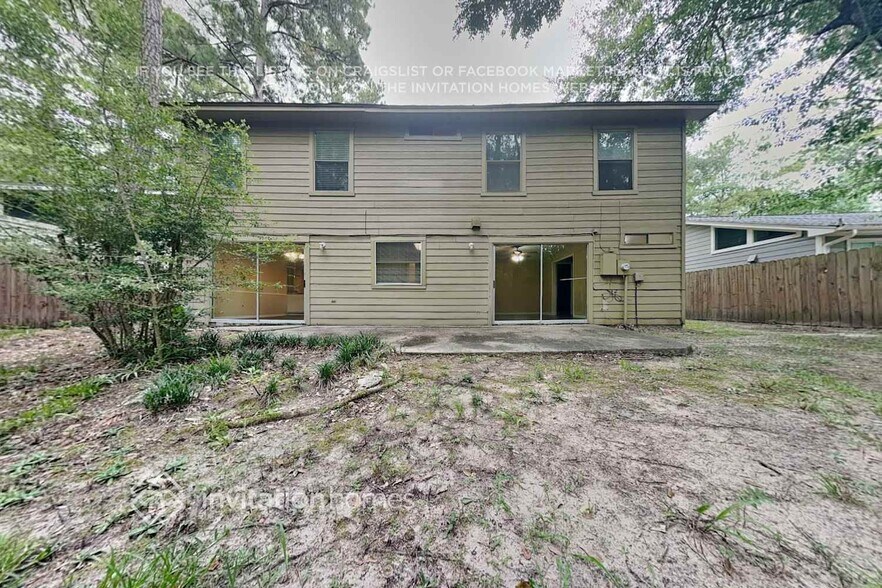 Building Photo - 11 Brentwood Oaks Ct