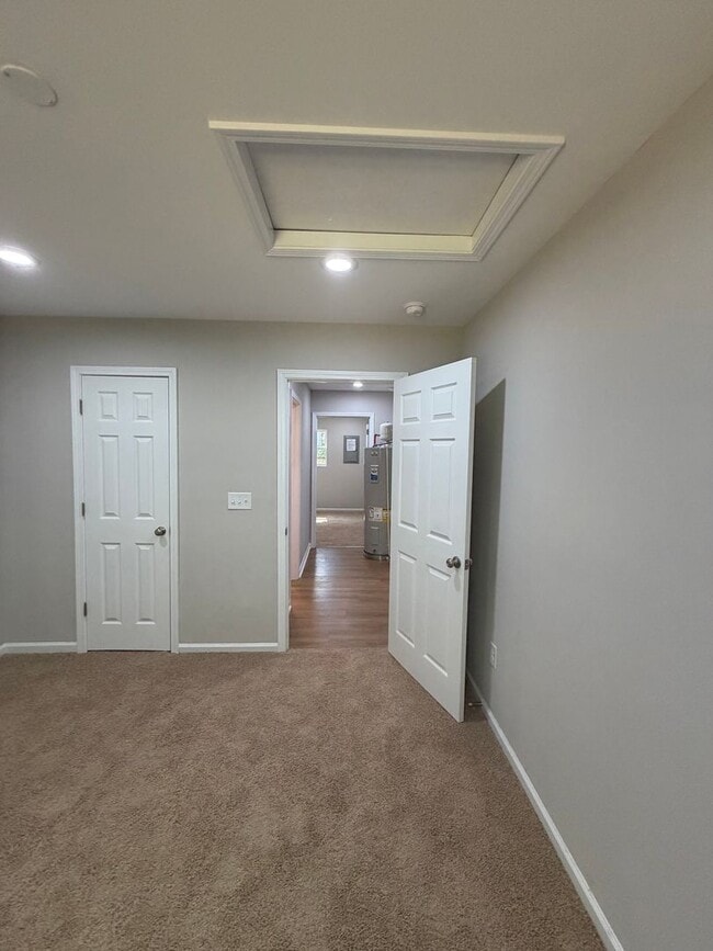 Building Photo - Rebuilt 2 Bedroom House in Gastonia!!