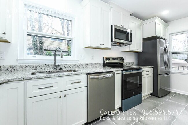 Building Photo - 4107 Dogwood Dr