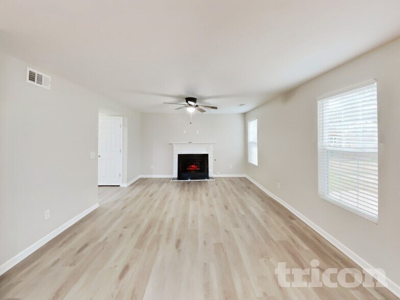 Building Photo - 4109 Alicia Ln