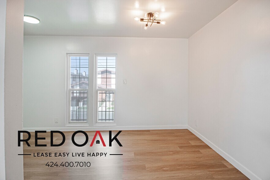 Building Photo - 1540 W 145th St