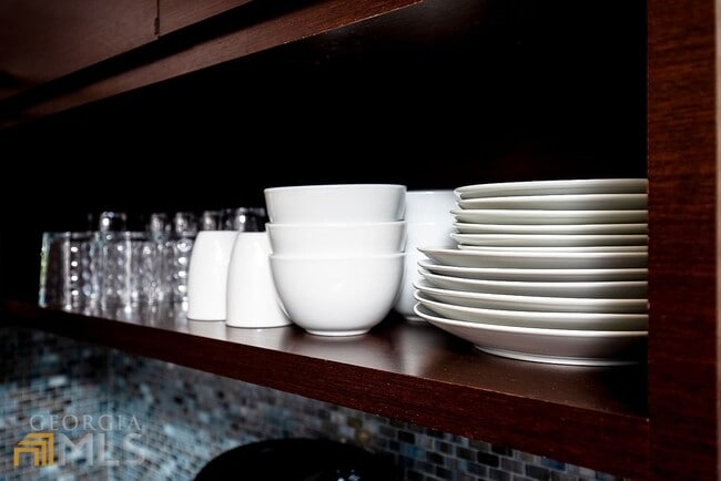 Building Photo - 570 Reed St SE