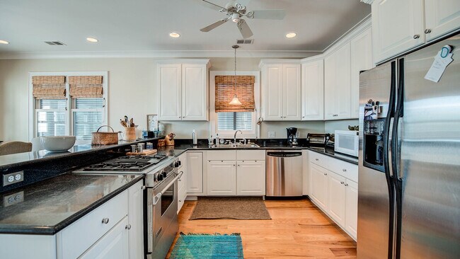 Building Photo - 15 Nautica Way