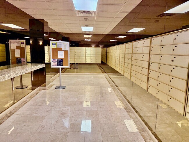 Building Photo - 3410-3410 Galt Ocean Dr