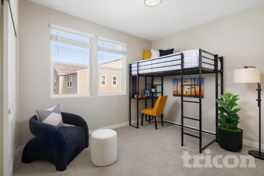 Building Photo - 14 Adella Pl