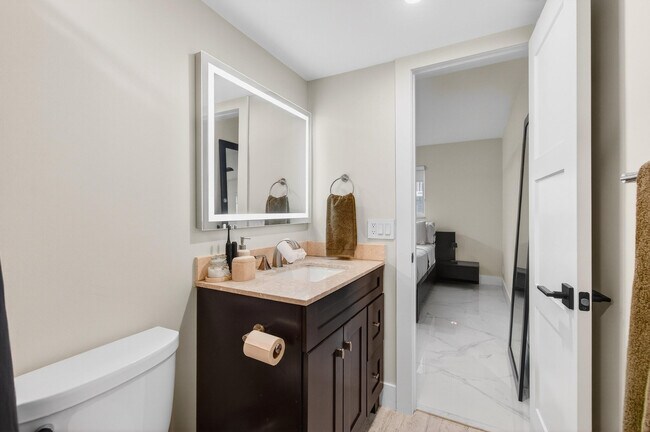 Building Photo - 322 N Federal Hwy