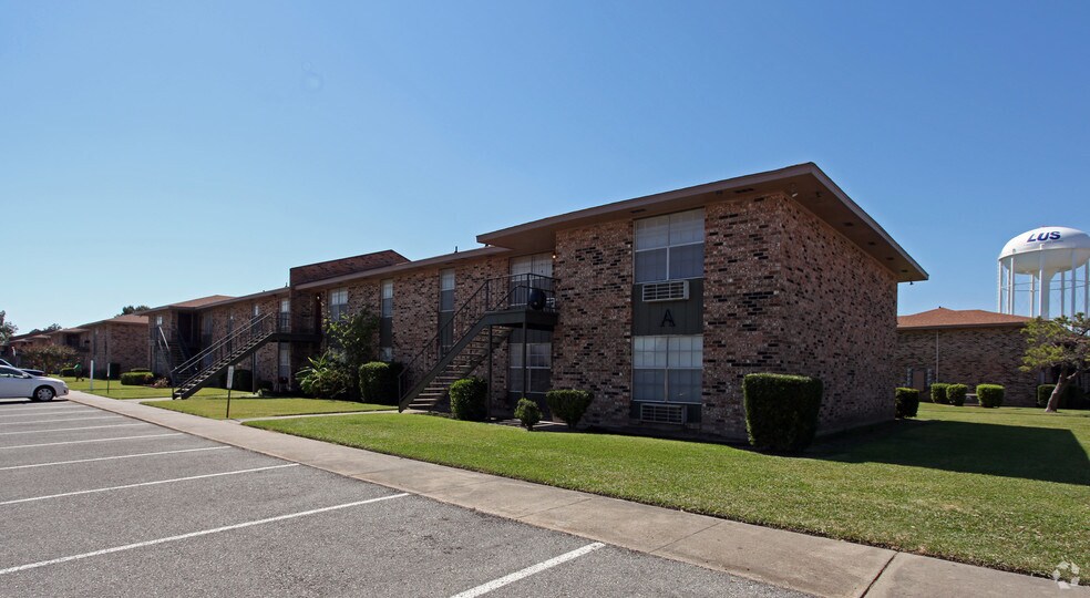 Lux of Lafayette 317 Guilbeau Rd Lafayette LA 70506 Apartment Finder