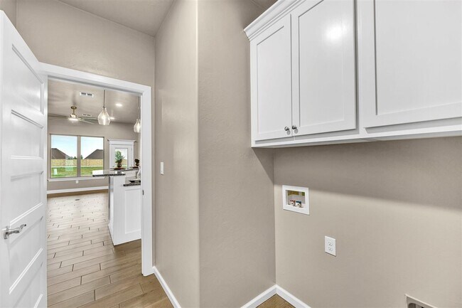Building Photo - 2608 SW 68th St