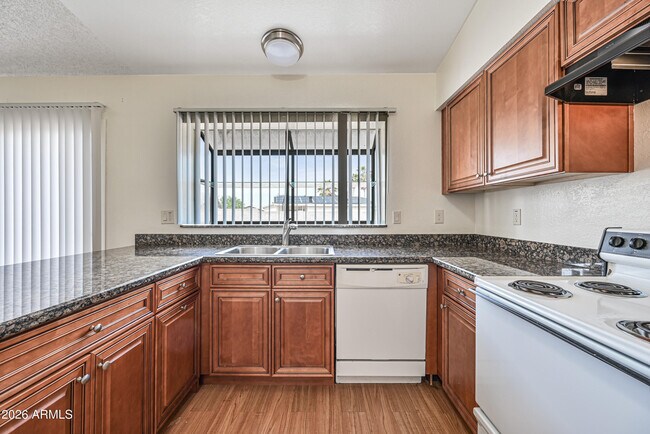 Building Photo - 11102 W Turney Ave