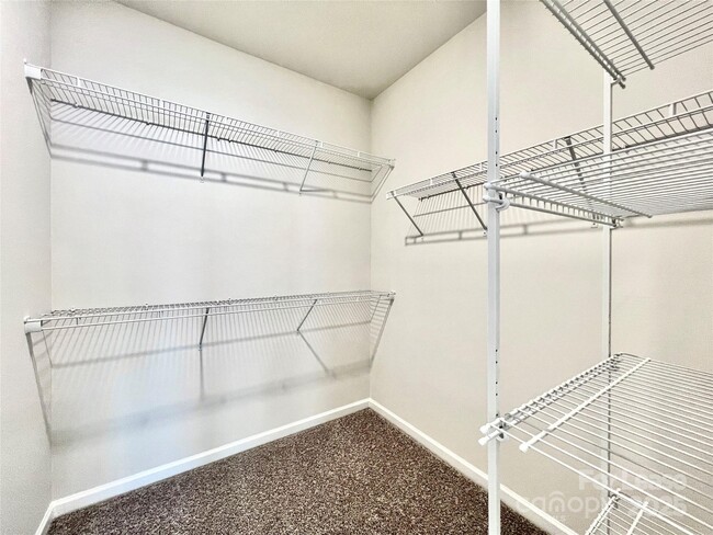 Building Photo - 15022 Camus Ct