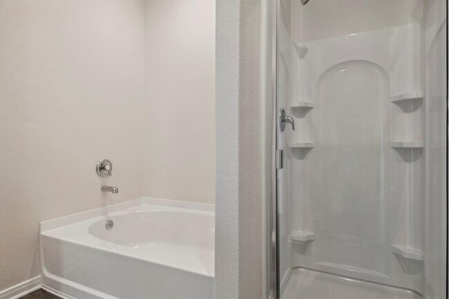 Building Photo - 16430 Blossom Grv Dr