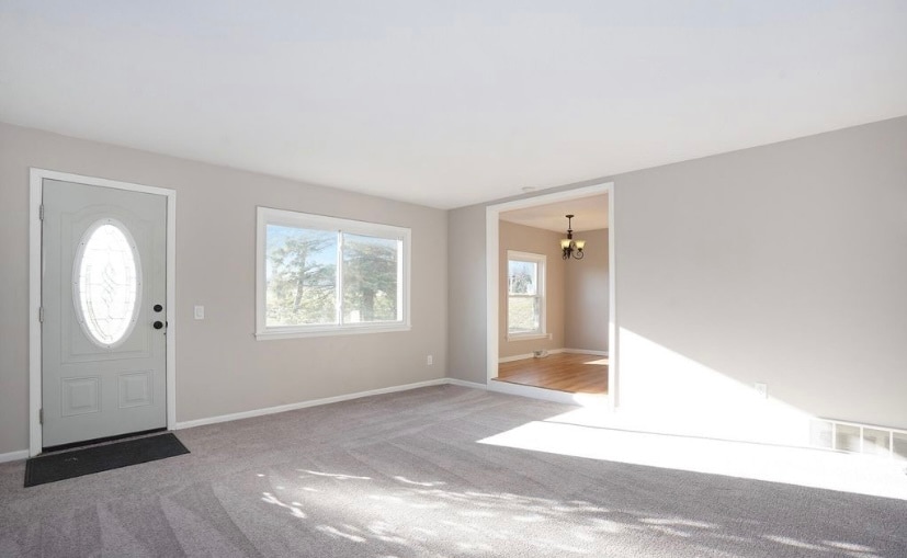 Living room - 2811 3 Mile Rd NE