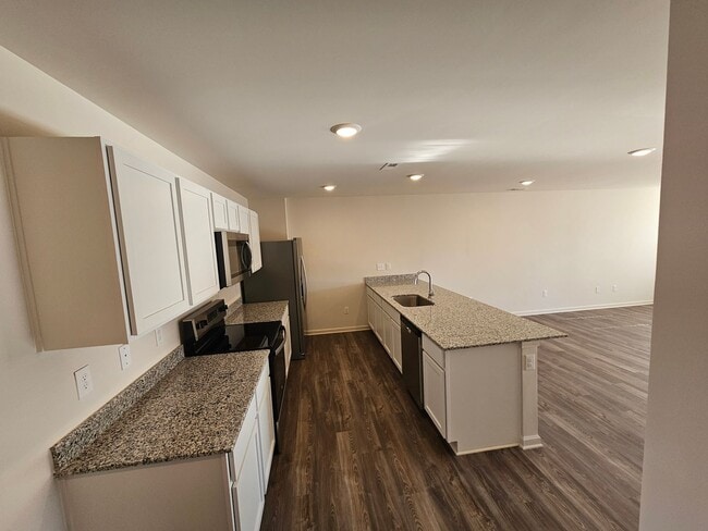 Building Photo - Modern 3-Bed / 2.5-Bath Townhome — New Con...