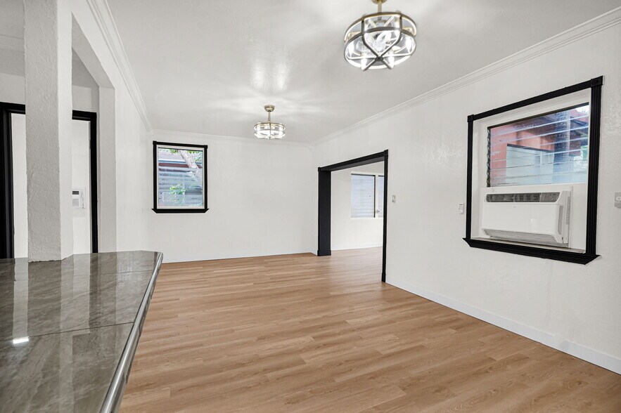 Building Photo - 751 NE 122nd St