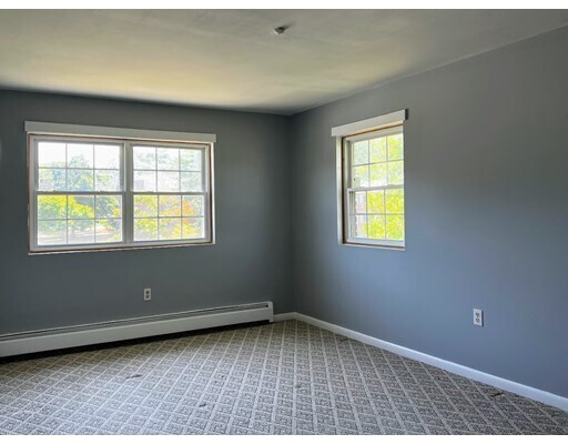 Building Photo - 55 Fernview Ave