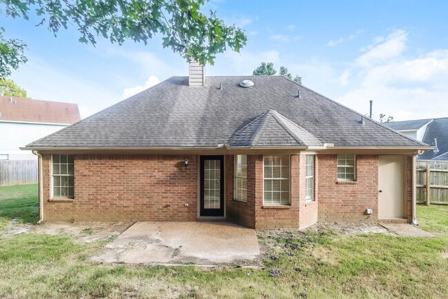Building Photo - 5639 Camden Cove