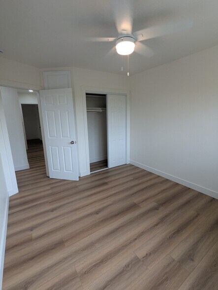 Building Photo - 613 Illinois Ct