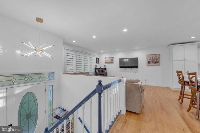 Building Photo - 91 2nd St