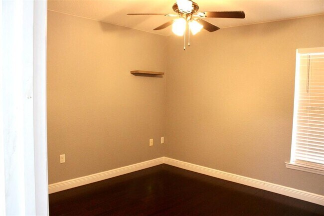 Building Photo - 1555 Blue Sky Blvd