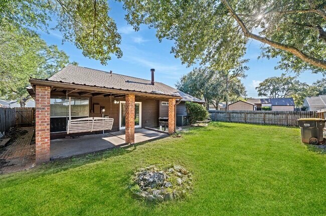 Building Photo - 22018 Silver Lode Dr