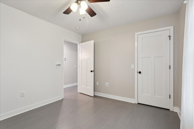 Building Photo - Poquoson