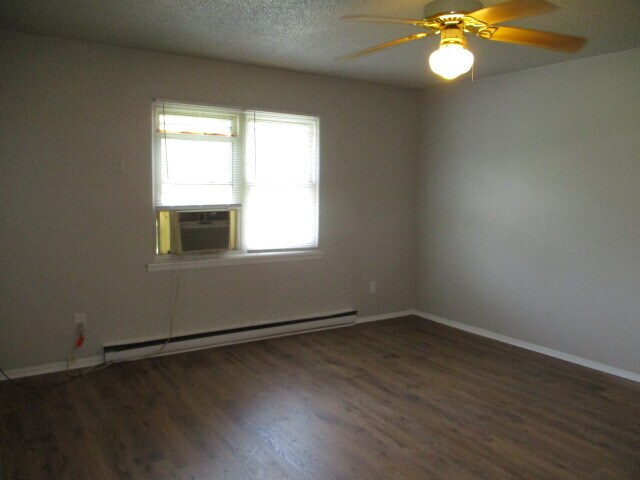 Building Photo - 3600 Cannan Forest Dr