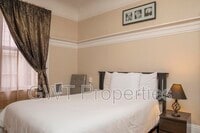 Building Photo - 321 Ivy St