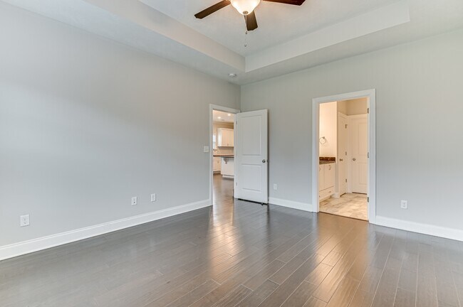 Building Photo - 5107 Heathbrook Dr